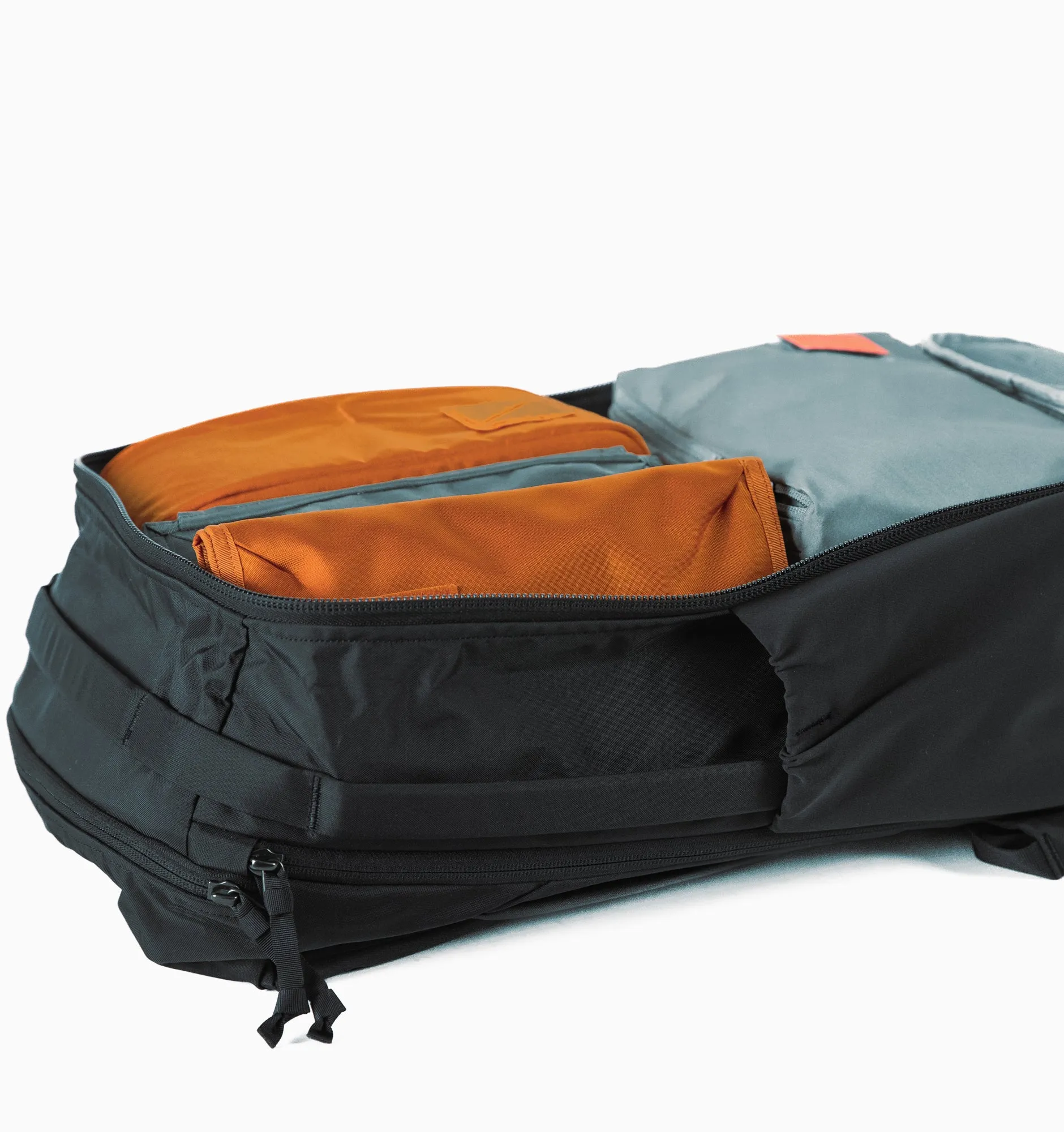 Evergoods Civic Travel Bag 26L