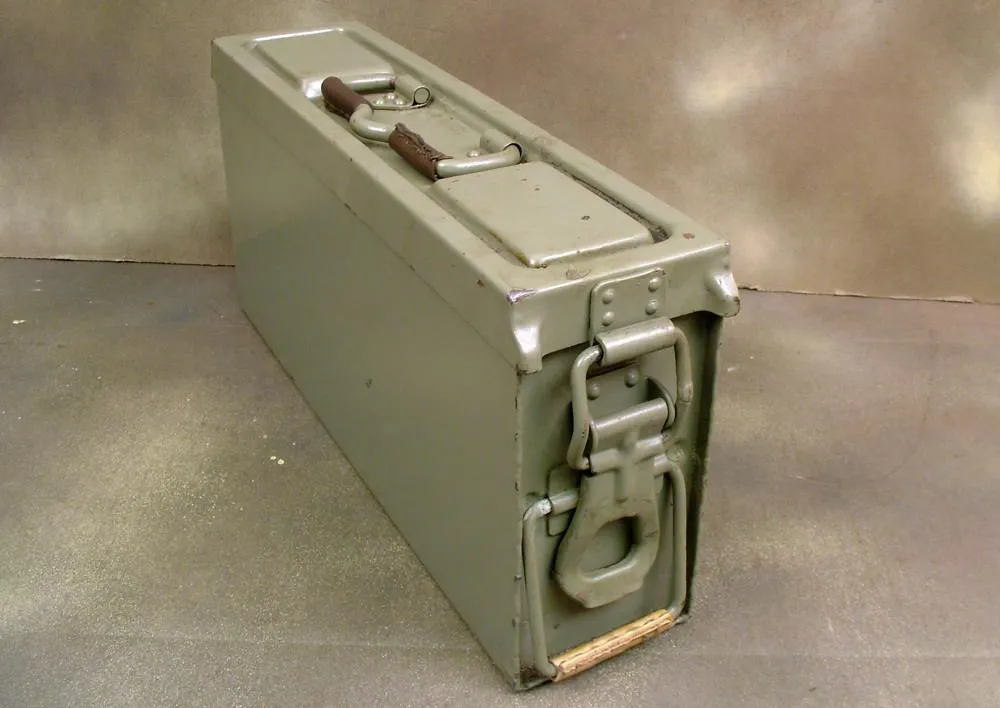 German MG 34/42 Ammunition Can in Postwar Green: WW2 Marked