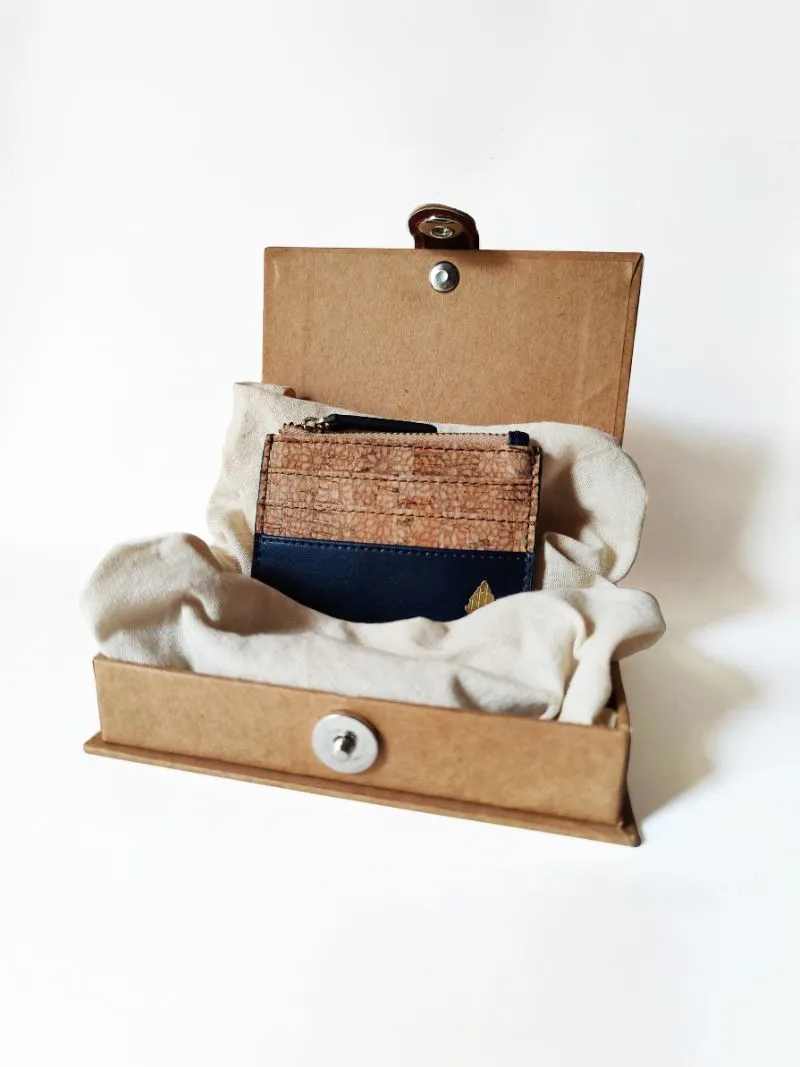 Iris- Apple leather & cork cardholder (Navy Blue)