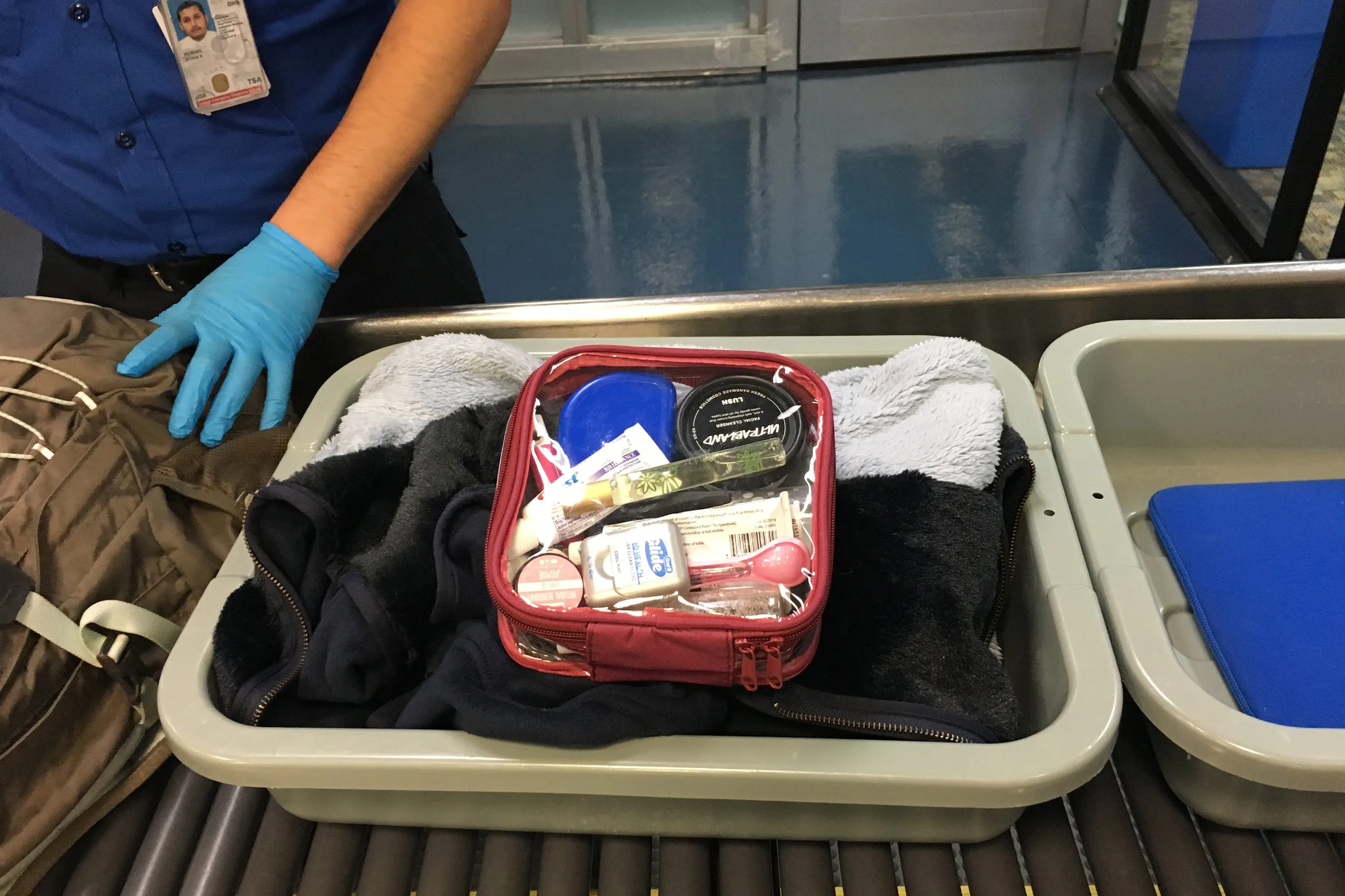 TSA Approved Toiletry Bag [Extra Small Cube]